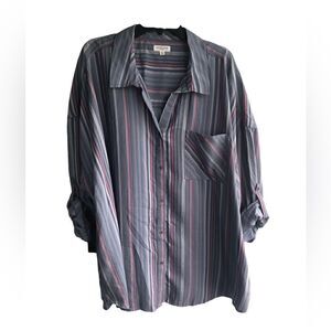 NWT Westbound Women’s Rolled-Up Sleeves Collar Front Button Closure Front Pocket